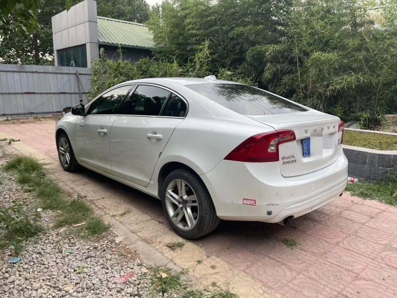 山东省济宁市抵押车交易市场 沃尔沃s60l 2018款 t3 智行版 抵押车